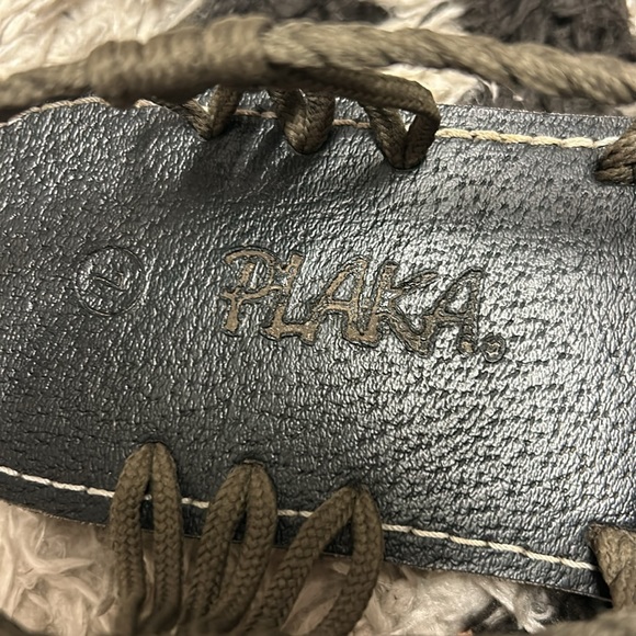 Sandals - Picture 3 of 4